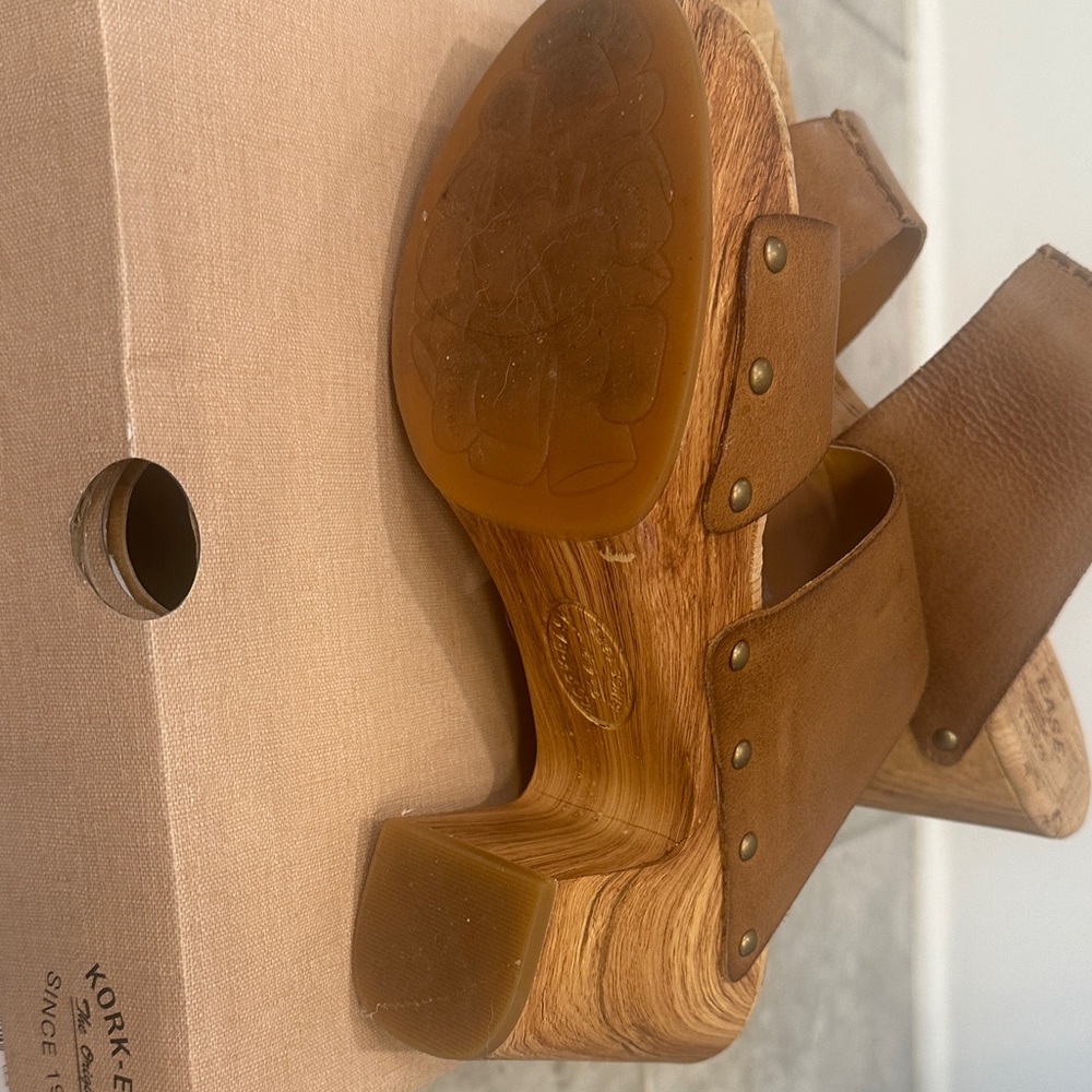 Kork-Ease Tan Leather Platform Sandals - Picture 3 of 4